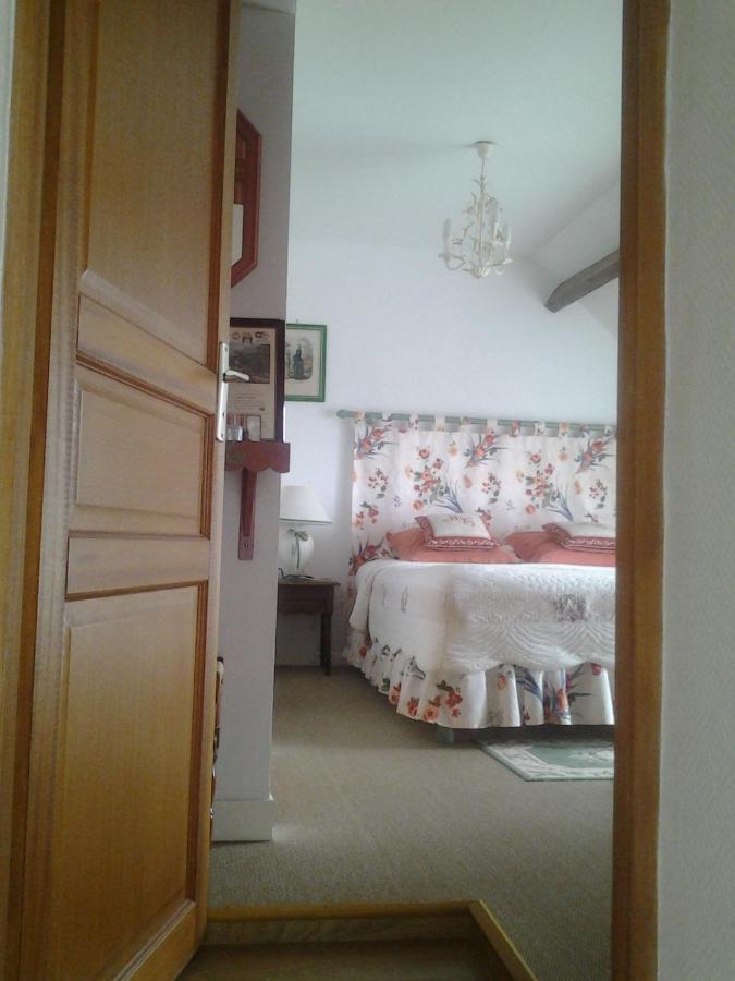 La Pastourelle Chambre D Hotes Сен-Мелуар-дез-Онд Экстерьер фото
